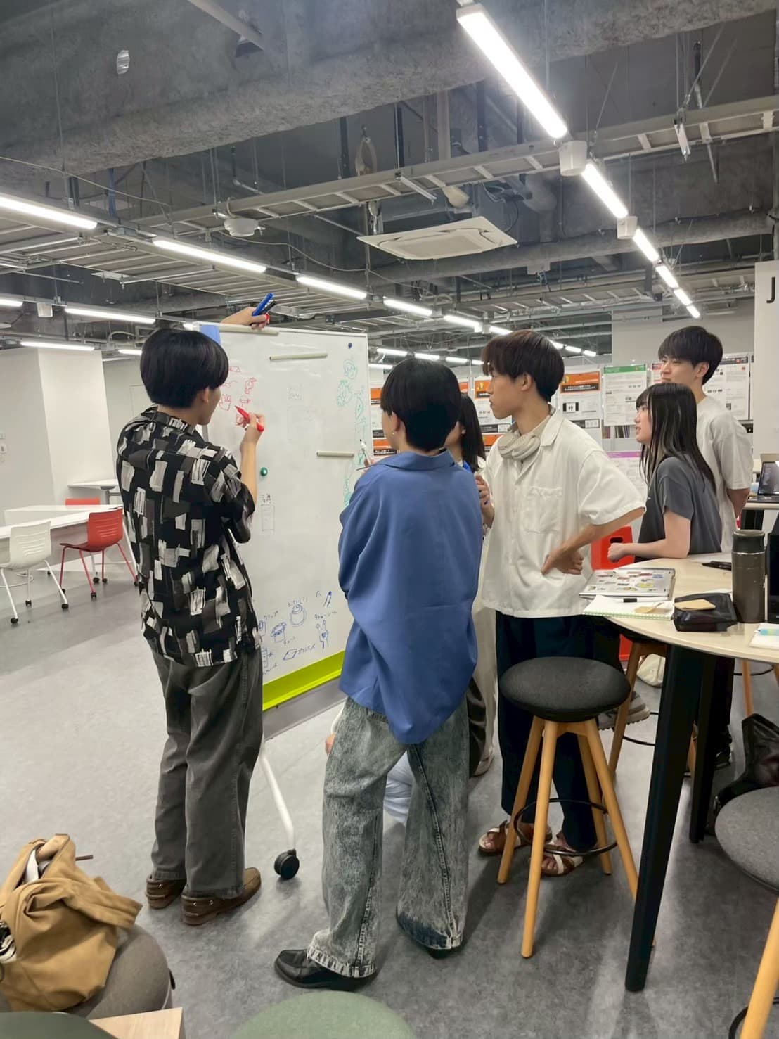 Interface × Cafe 11 の様子