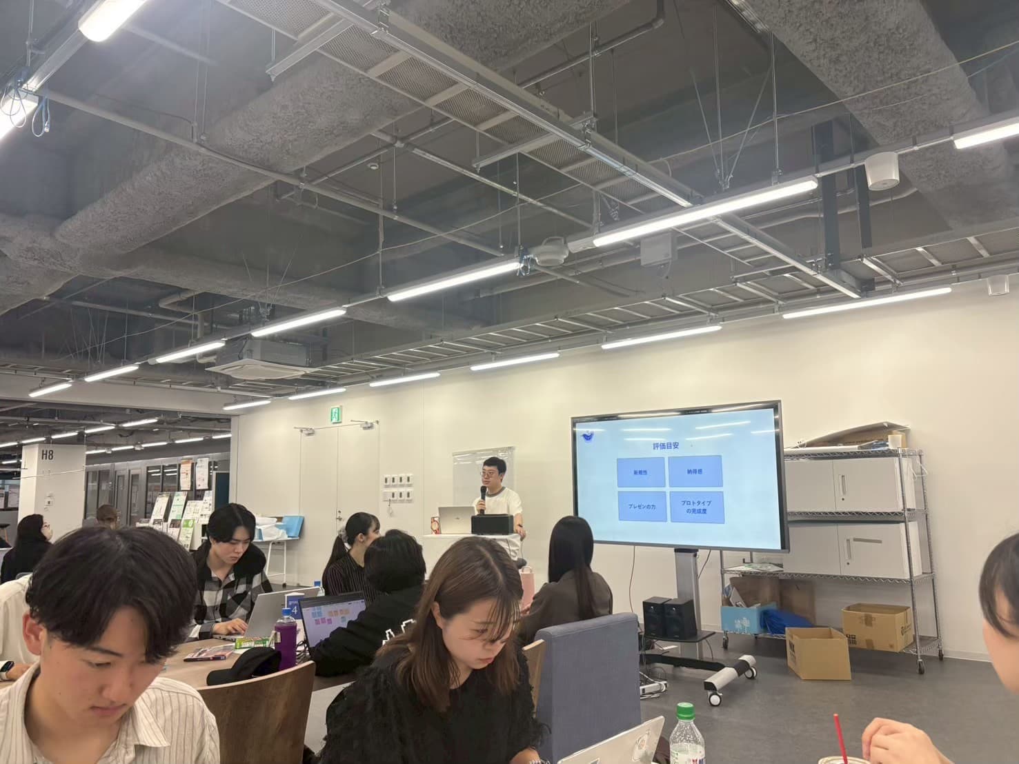 Interface × Cafe 11 の様子